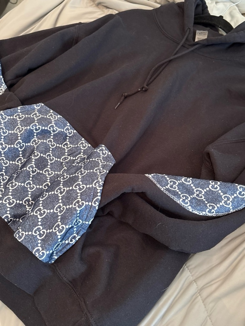 Hoody - Picture 3 of 4